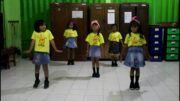 Tari "Cari Pokemon" – Siswi Kelas II SDN 04 Madiun Lor